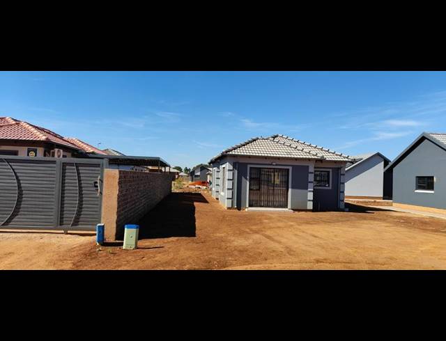 3 BEDROOM HOUSE FOR SALE IN RIVERSDALE